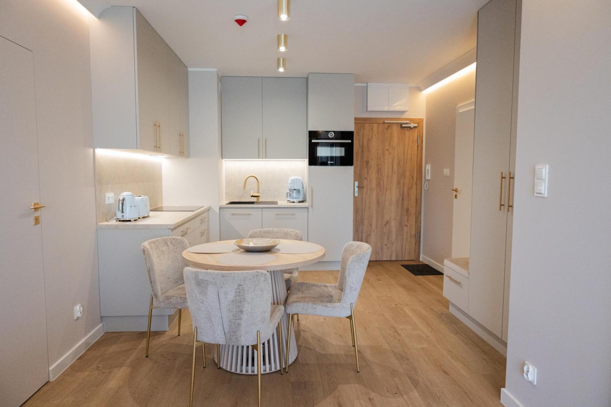 Paradise Apartment *
